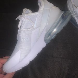 White Nike Airmax 270s